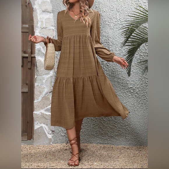 Midi Dress - Picture 2 of 3